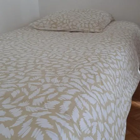 Appartement Entier Paisible Proche Tours Joué-lés-Tours Buitenkant foto